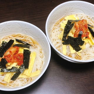 卵とキムチの素麺